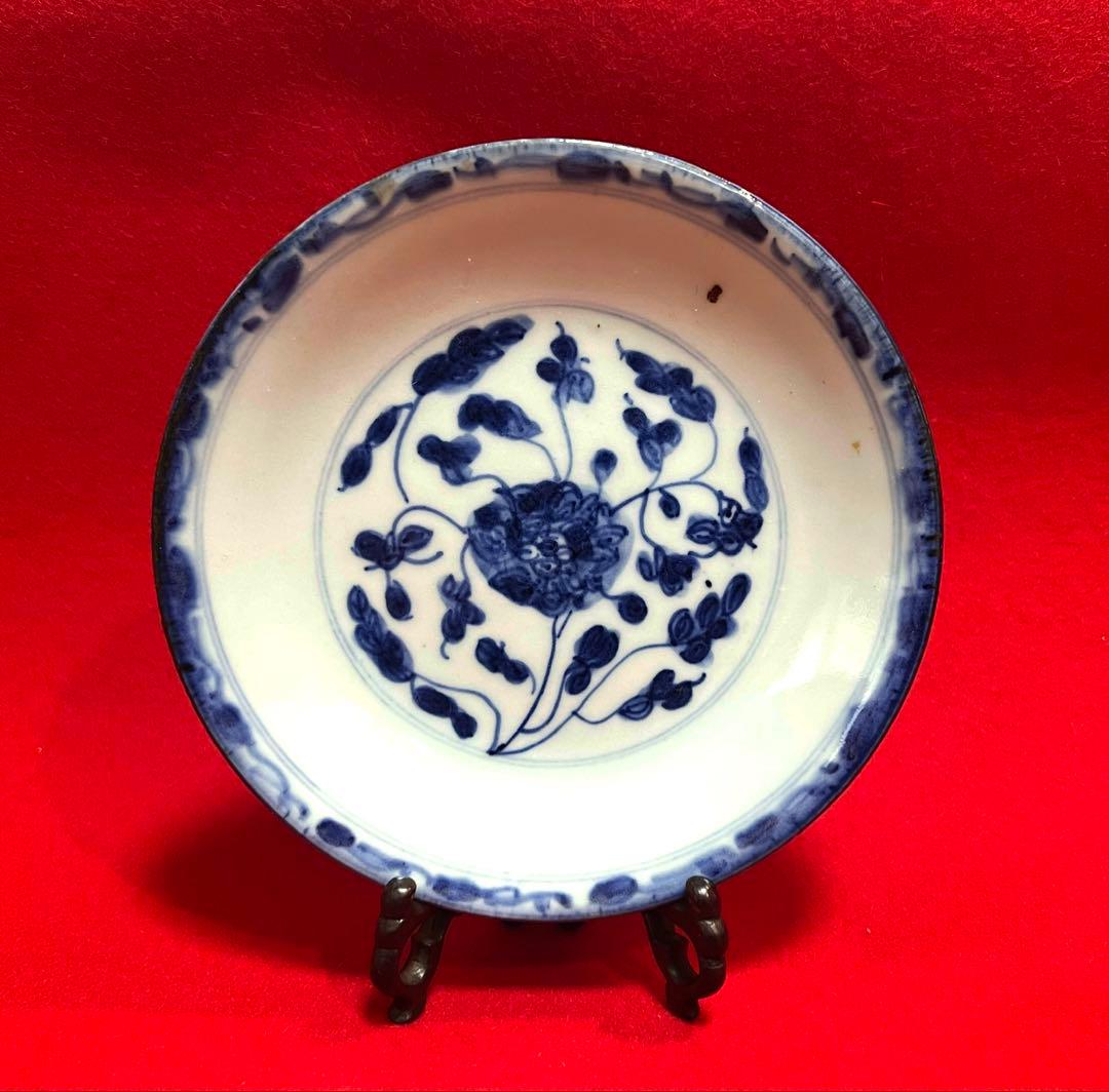 中国美術 古玩 青花 染付 花卉紋樣 飾り皿 皿 大清乾隆年製