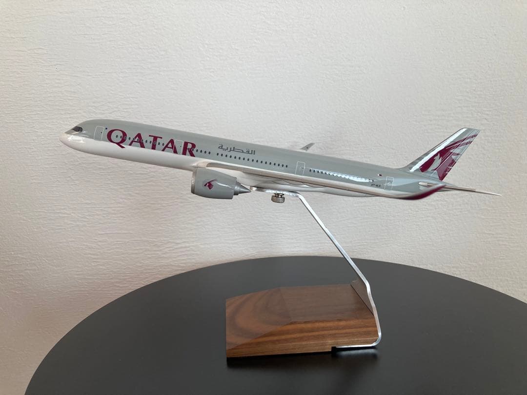 PACMIN 1/200 カタール航空 A350-900デスクトップモデル