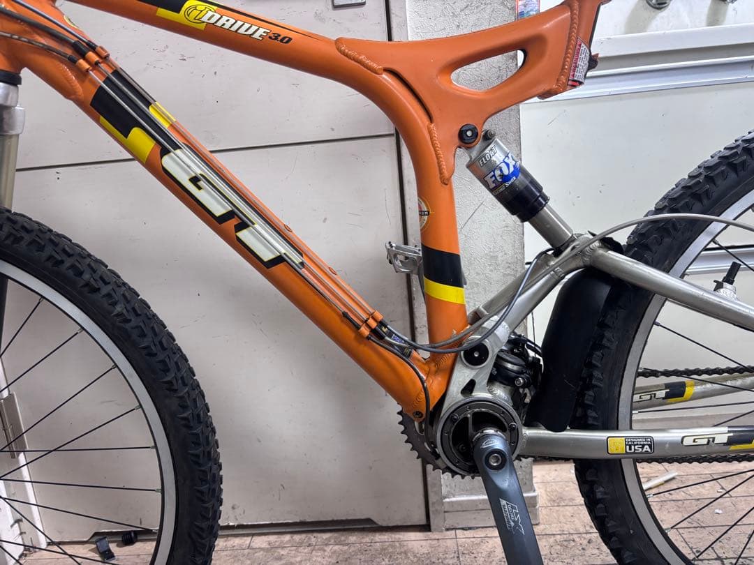 GT ジーティーDRIDE3.0 フルサス仕様　マウンテンバイク