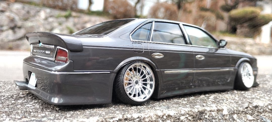 アオシマ プラモデル 1/24 プレジデント 完成品