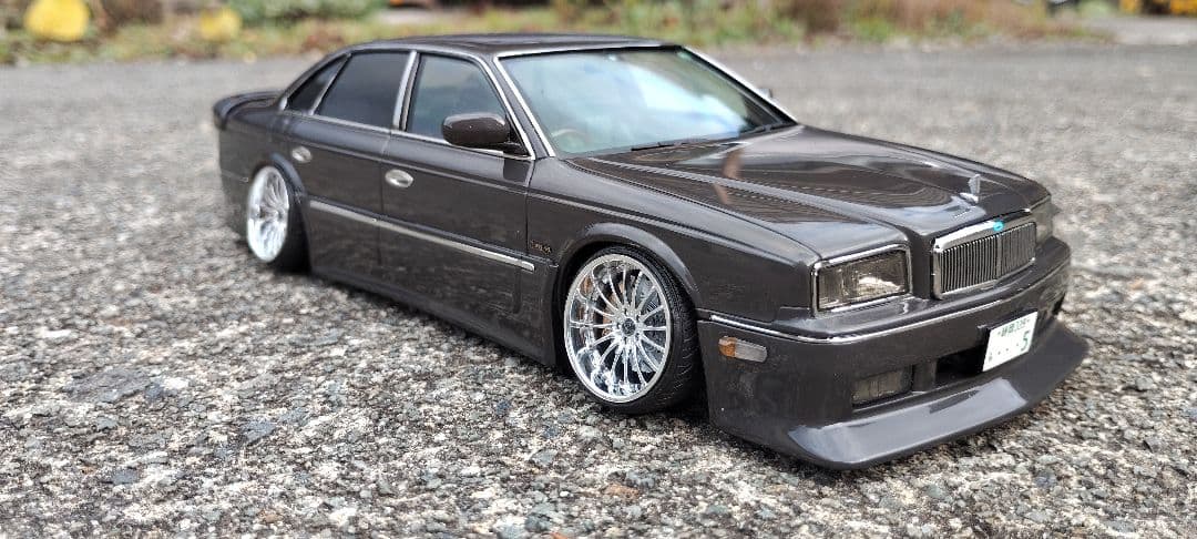 アオシマ プラモデル 1/24 プレジデント 完成品