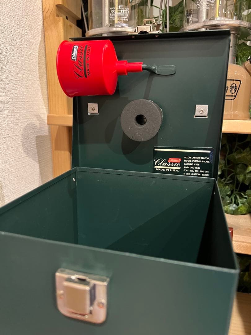 【新品未使用品】コールマン　クラシックランタン　200B743J