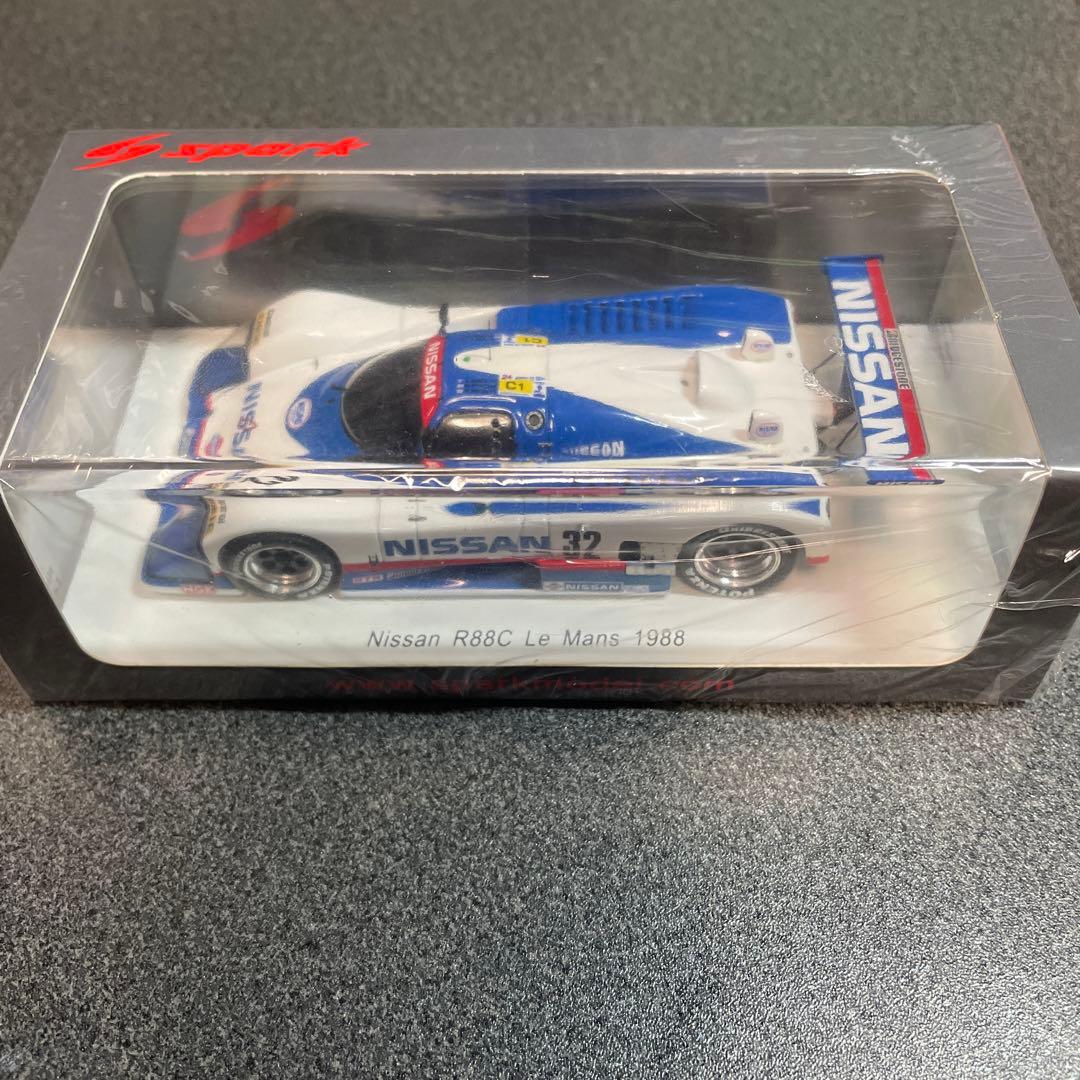 ① SPARK 1/43 NISSAN R88C