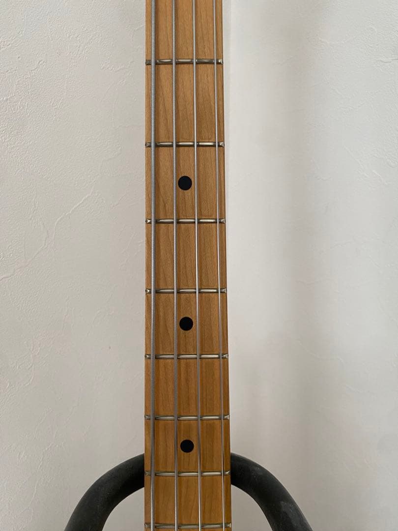 ミュージックマン　スティングレイ　ベース