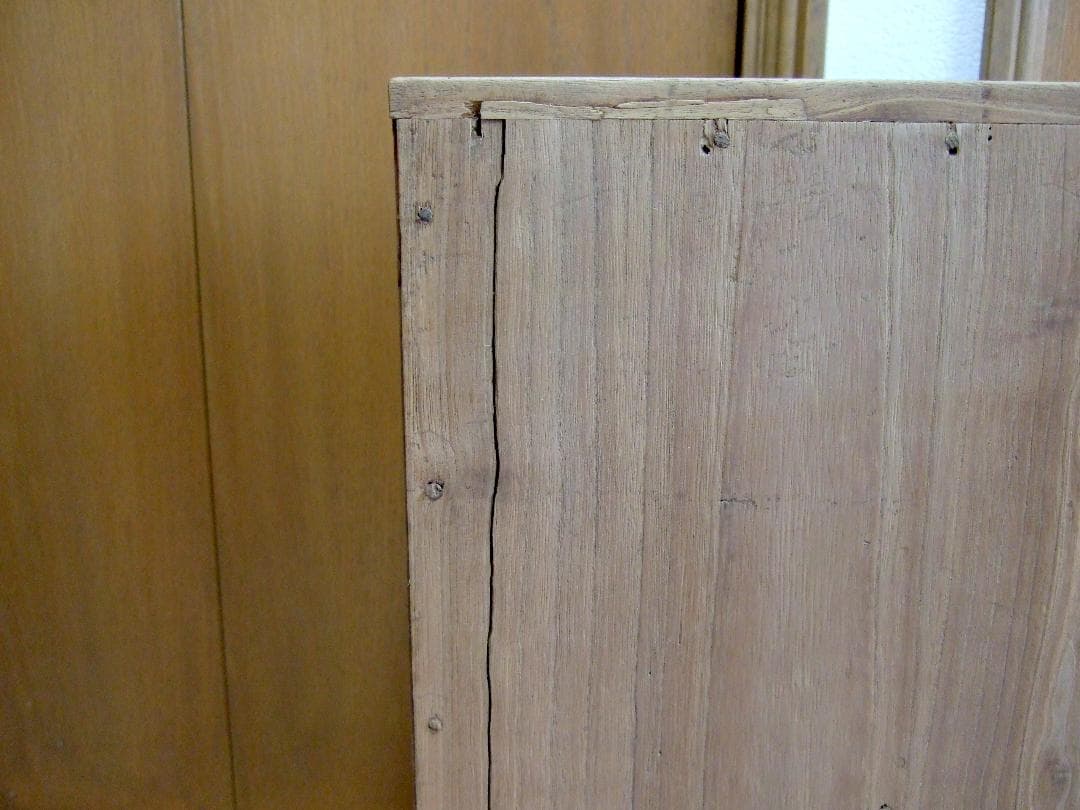 レトロな小箪笥 収納棚 桐箪笥 飾り棚 古箪笥