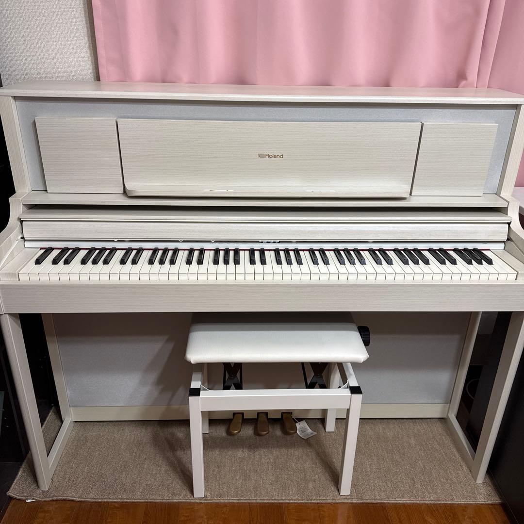 電子ピアノ LX706GP 白【椅子、遮音カーペット、ヘッドホン付】