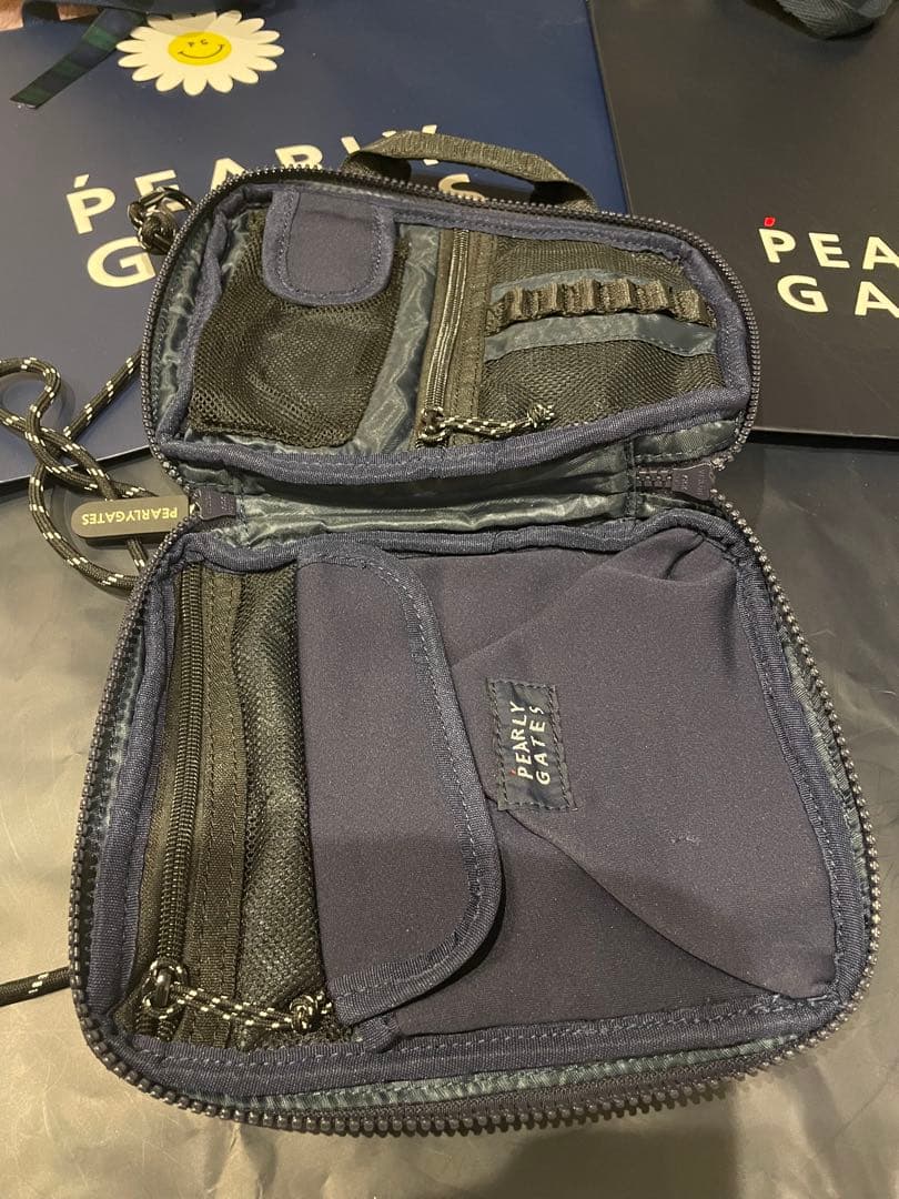 PEARLY GATES 大人スマイルラウンドポーチ ネイビー