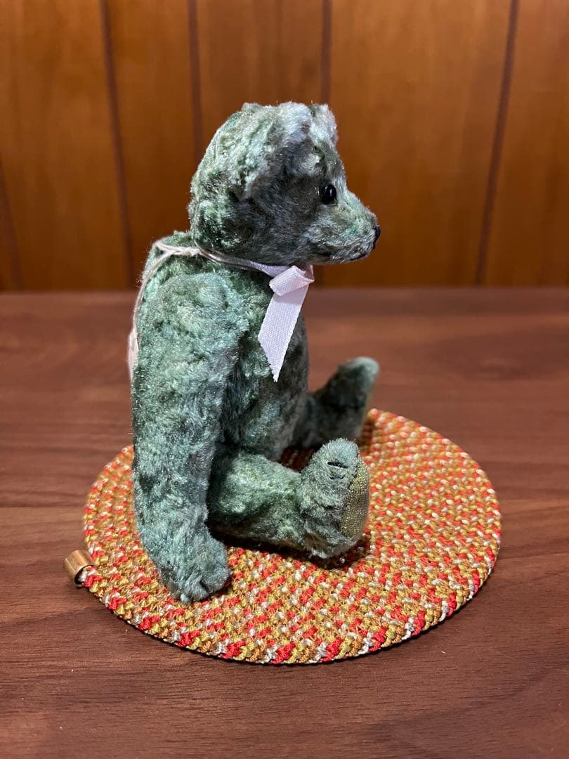 Naomi Laightナオミライトテディベア　くま