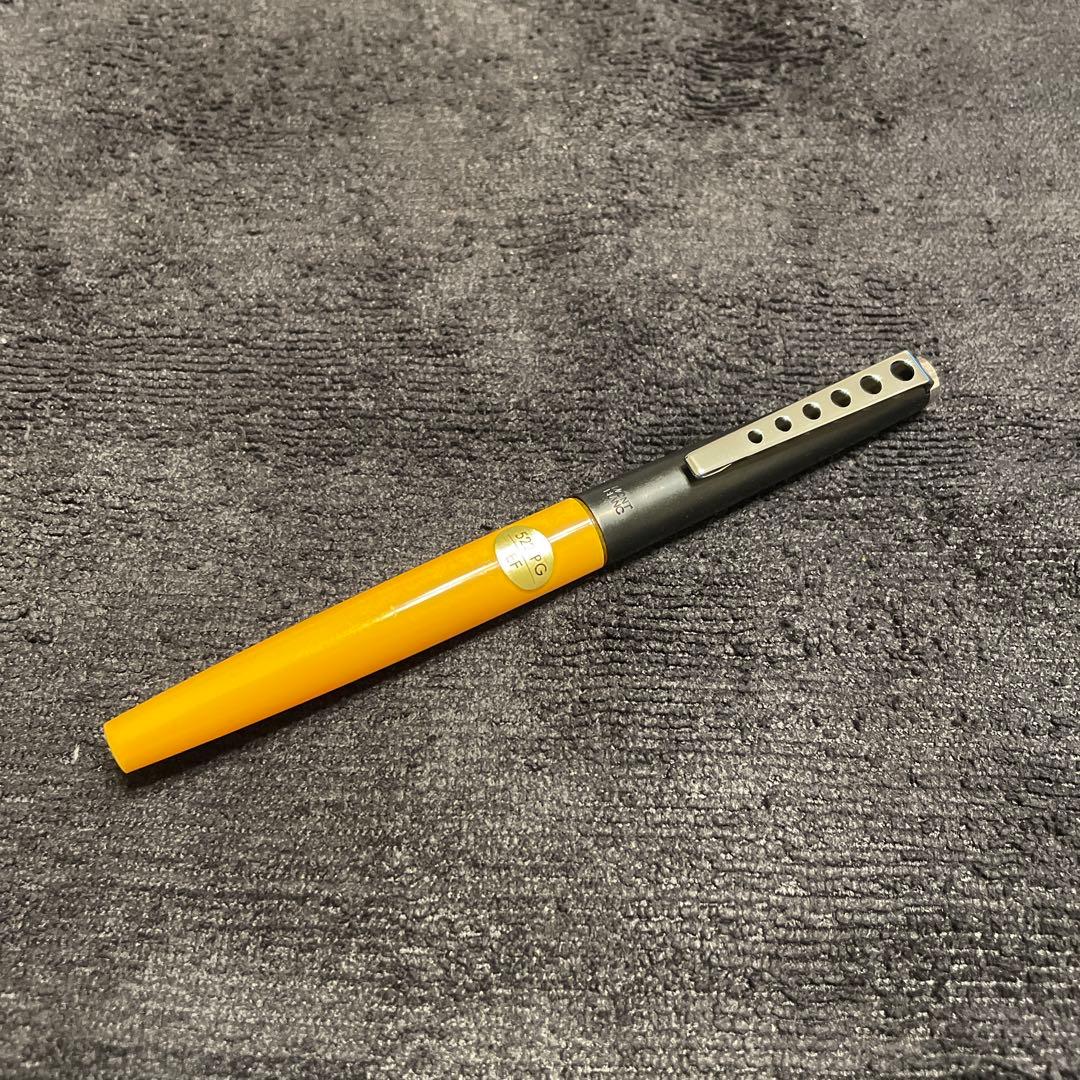 モンブラン カレラ 522P 万年筆 ポルシェコラボ