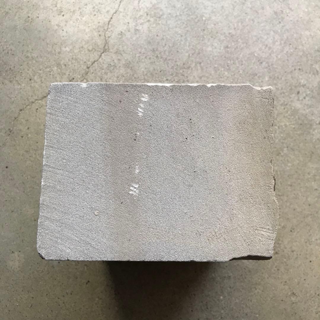 砥石 自然石　大型