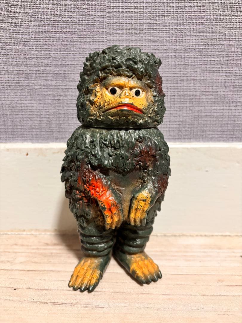 ウルトラマン 怪獣フィギュア　ガラモン　ソフビ