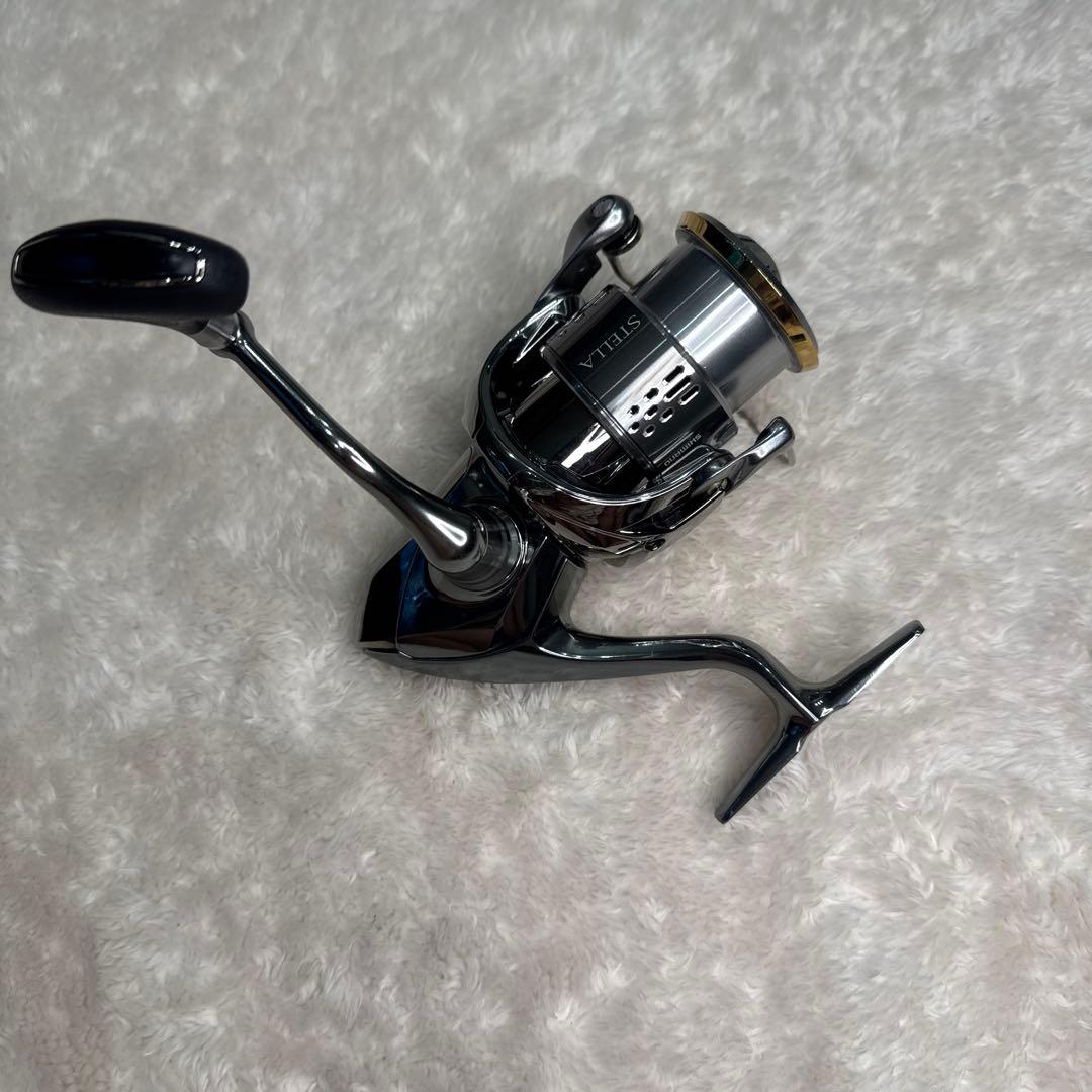 シマノ 18 ステラ 3000MHG 美品　　送料込み