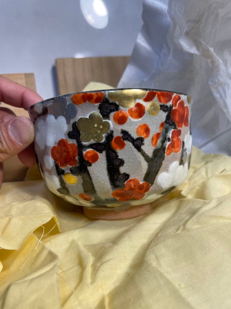 京焼 山川巌 作 乾山写し 色絵梅文 金彩 抹茶碗 共箱 茶道具　九谷系譜の茶陶