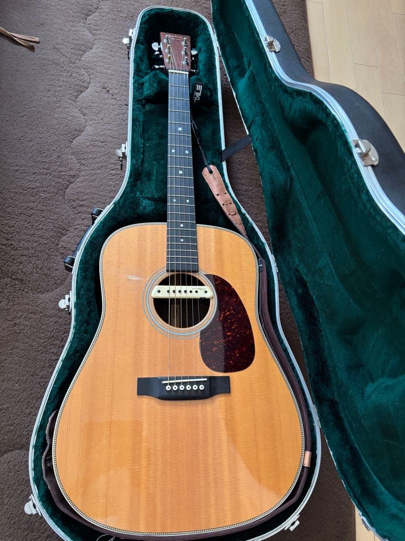 Martin & Co. アコースティックギター ハードケース付き HD 28