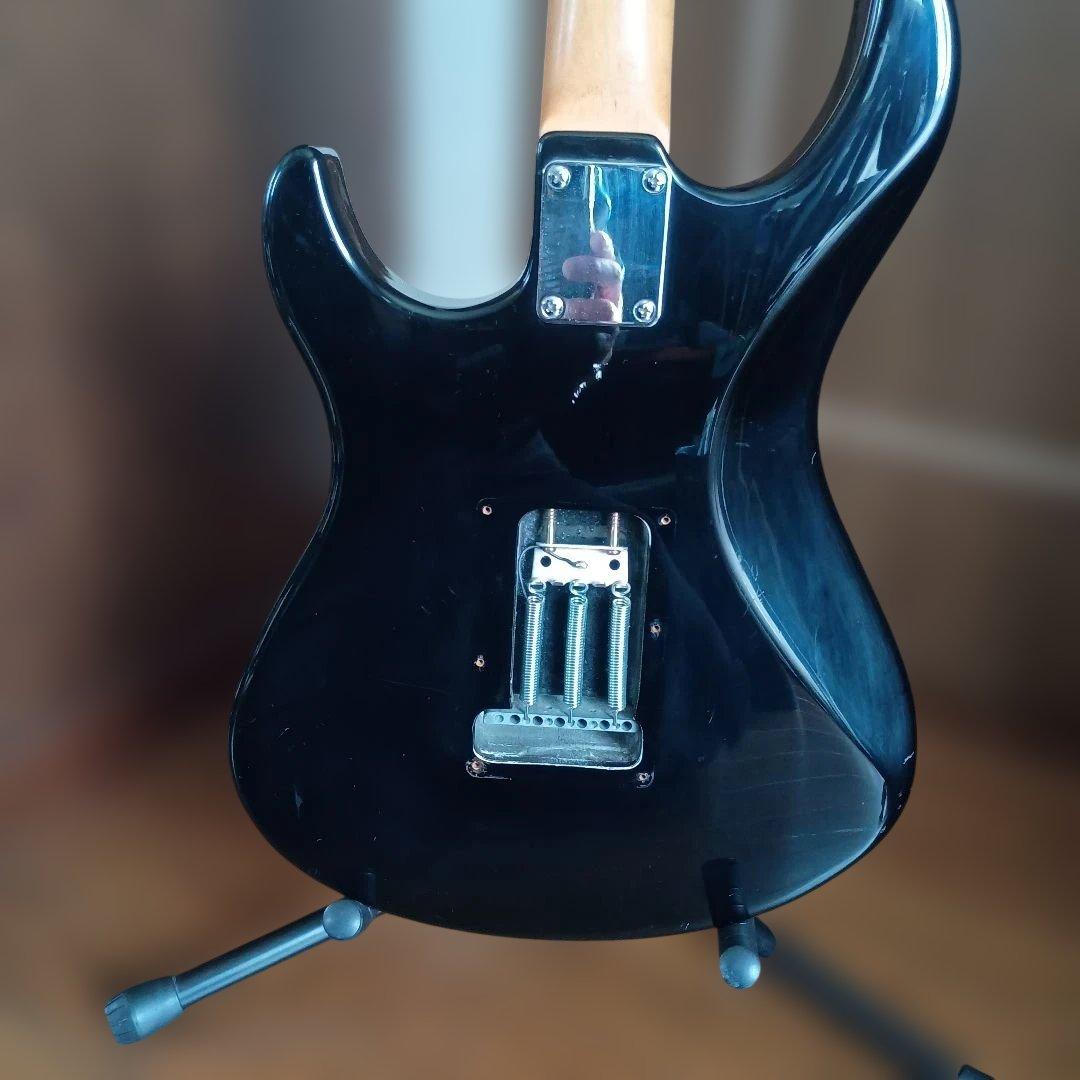 ギター YAMAHA EG112