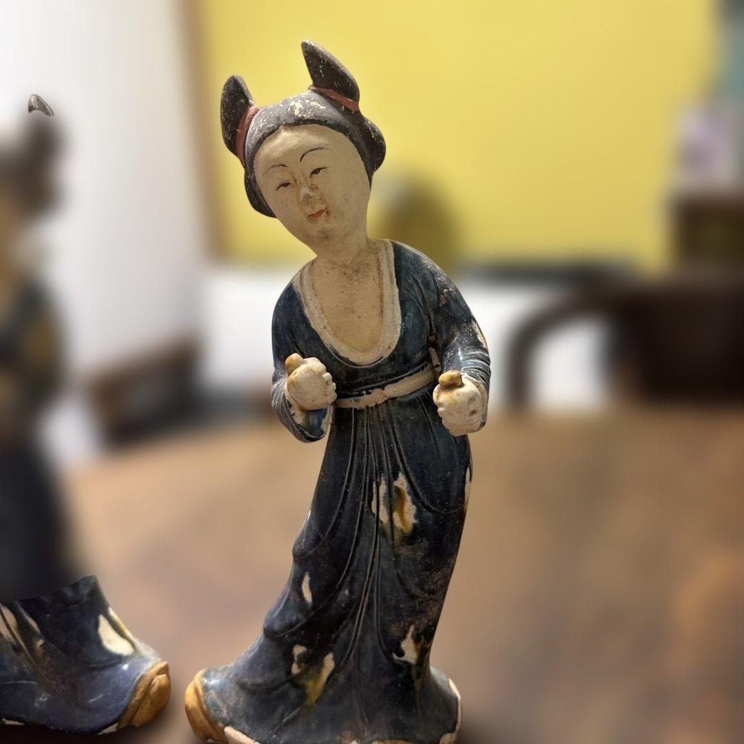 中国美術　置物　陶器　唐三彩女性俑　インテリア　古美術品