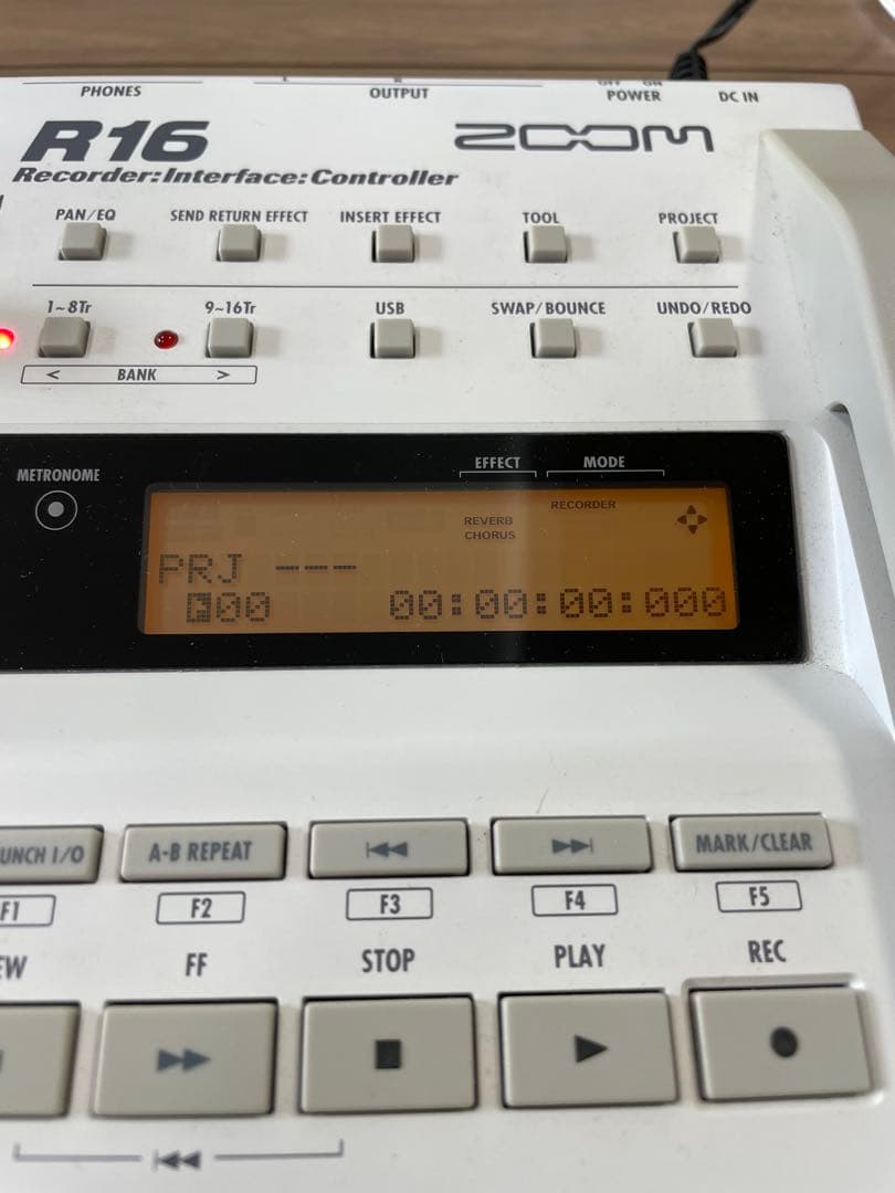 ZOOM R16 マルチトラックレコーダー