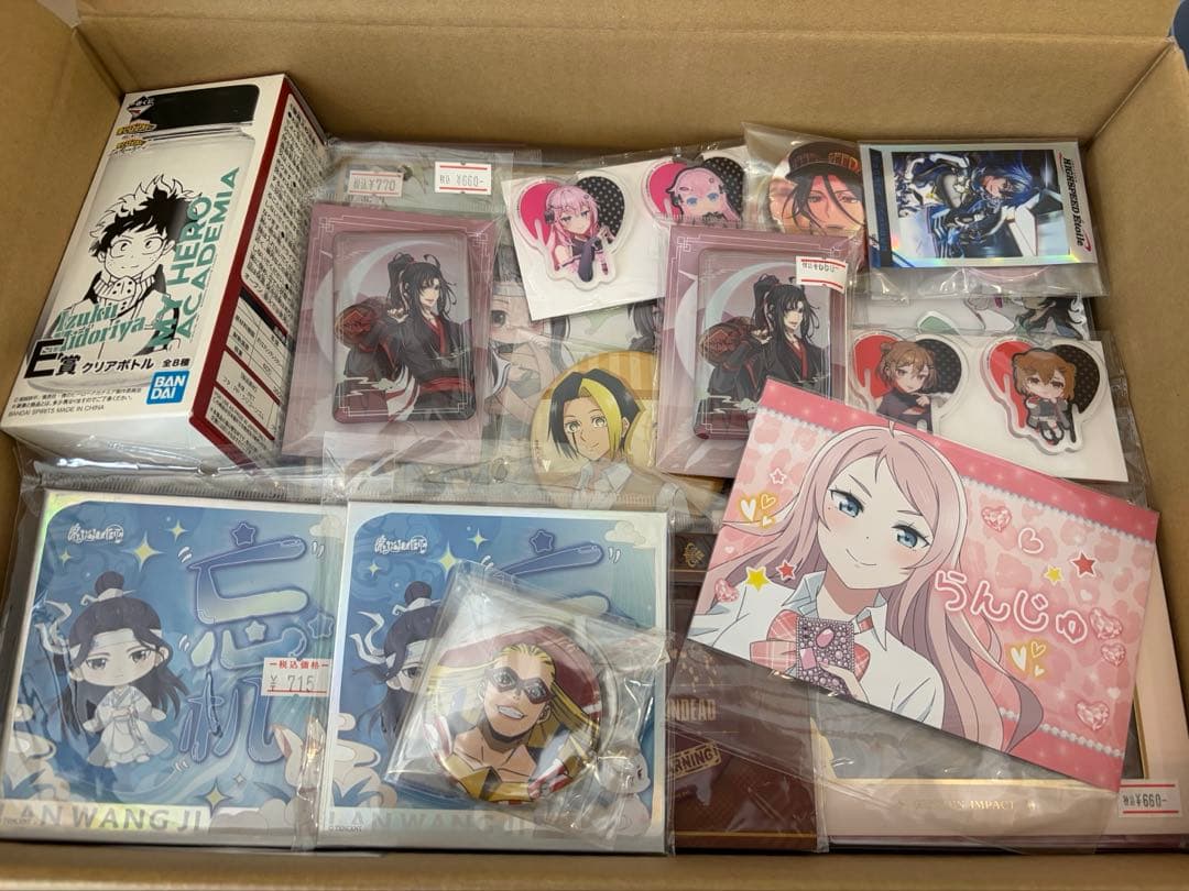 大量　ノンジャンルまとめ売り　アニメ　キャラグッズ　300点以上　100サイズ