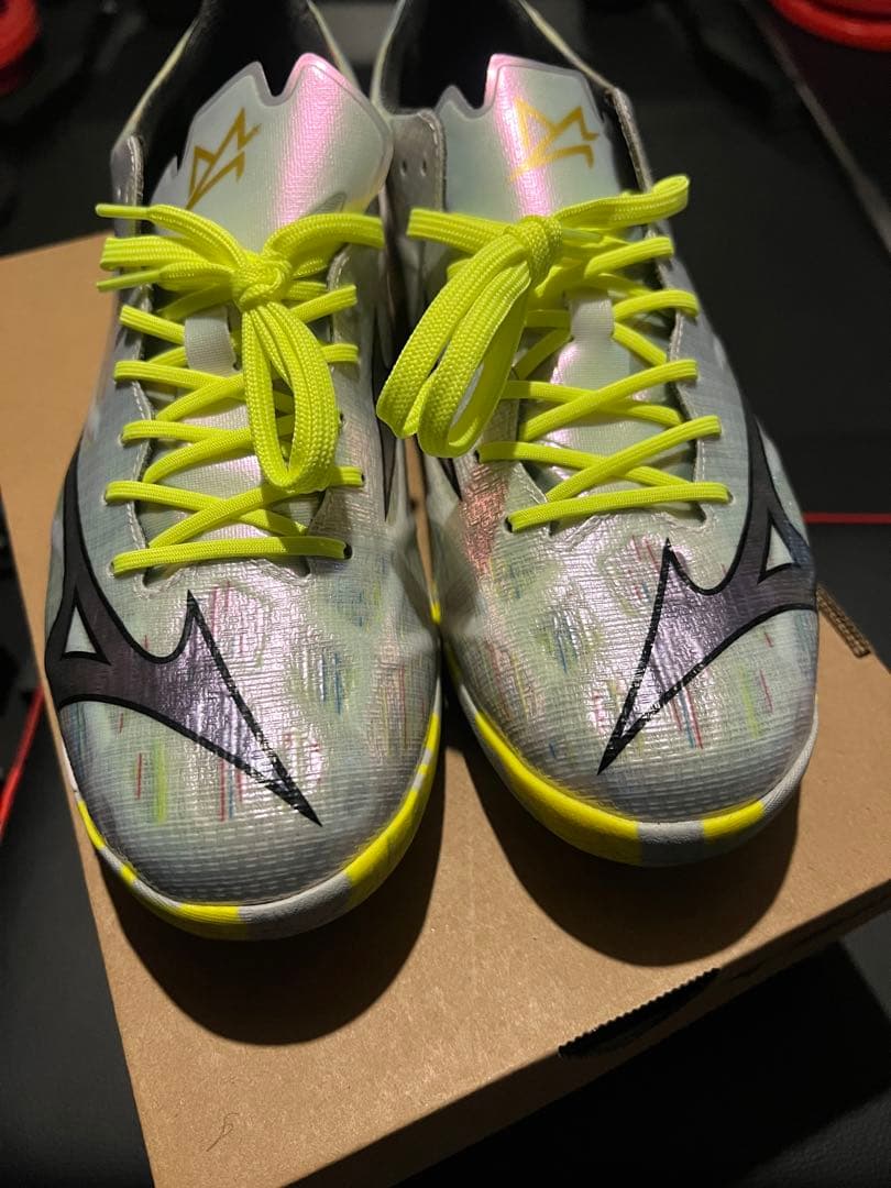 Mizuno サッカーシューズ 27.5cm ホワイト/イエロー