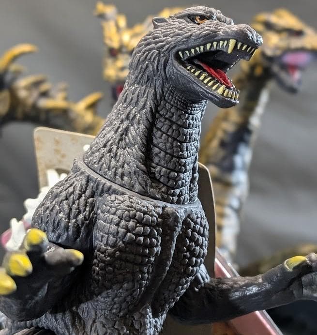 FINAL WARS カイザーギドラ＆ゴジラ（バンダイ）タグ付ソフビ２体セット