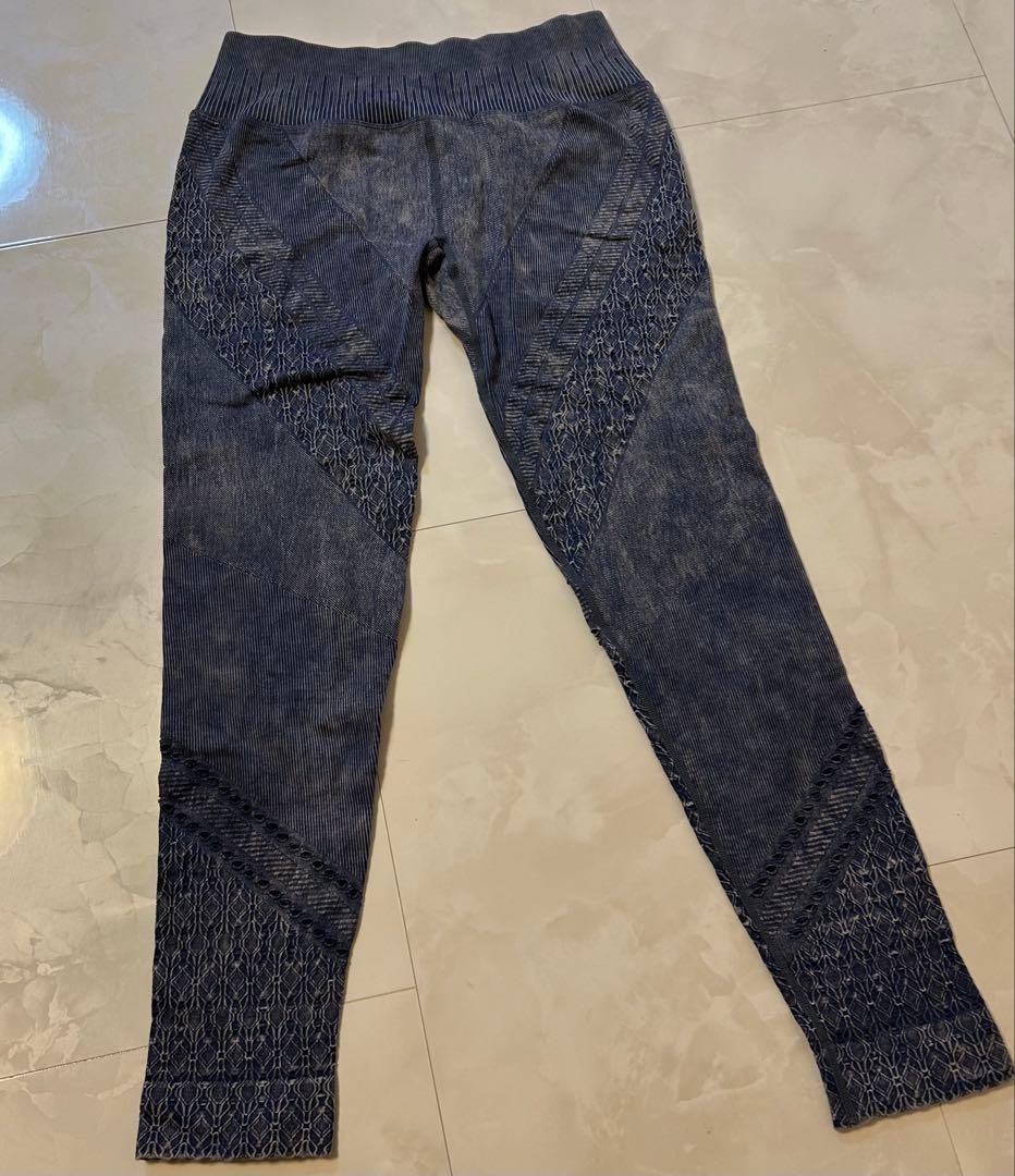 スカーラ sukala レギンス