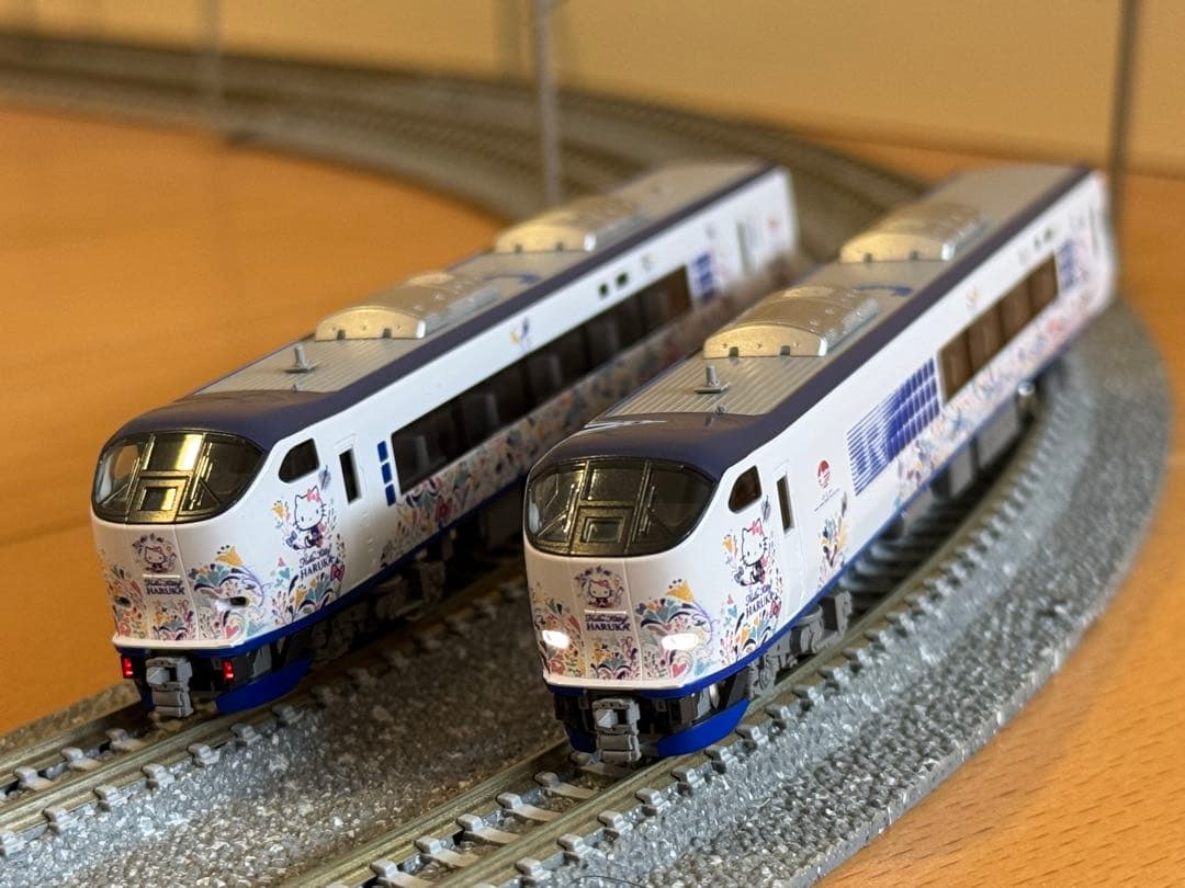 TOMIX 98692 JR281系特急電車(ハローキティはるか・Kansai)