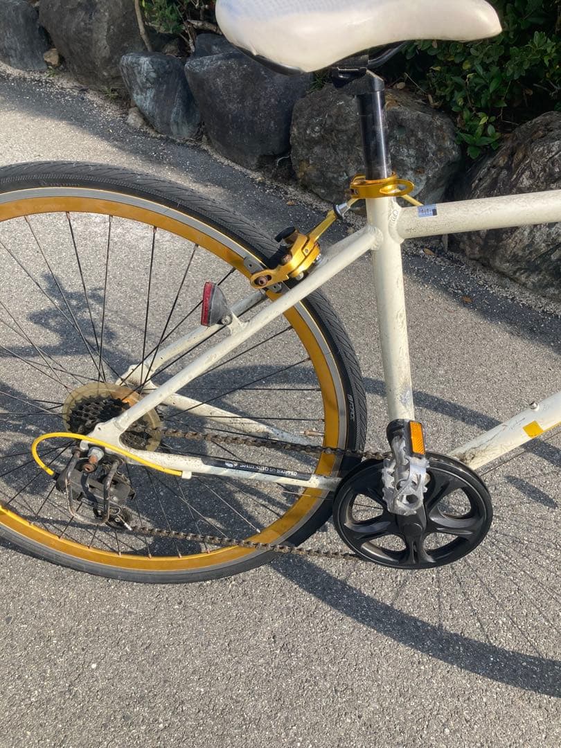 LIG MOVE 700C アルミシマノ7速クロスバイク