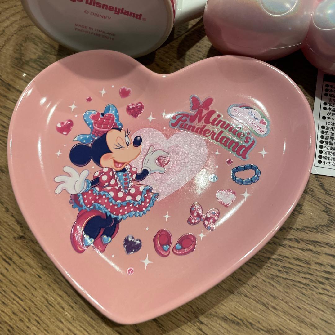 パルパルーザ　ミニーマウス スーベニア　マグカップ・プレート・キーホルダーセット