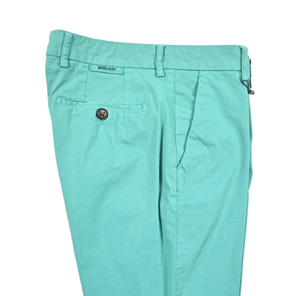 【新品・52・イタリア製】ベルウィッチ・MORELLO-GD 綿ストレッチパンツ