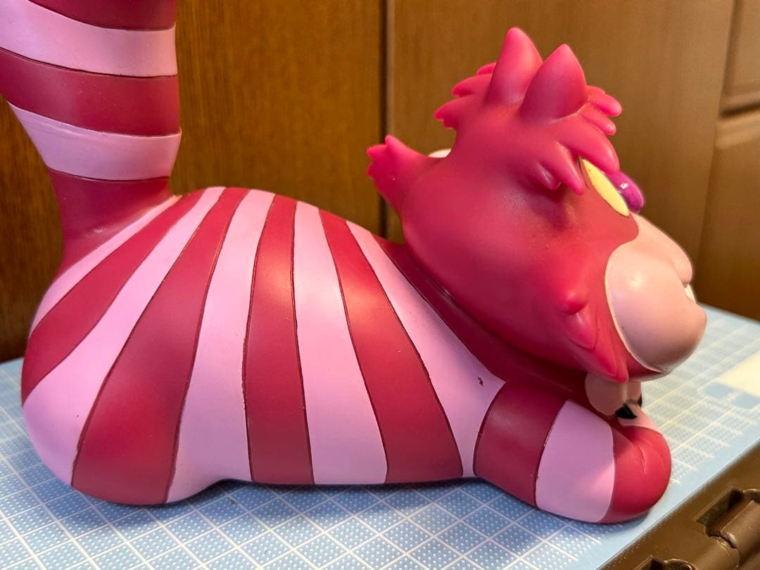ディズニー　 不思議の国のアリス　チェシャ猫　300体限定　ソフビフィギュア