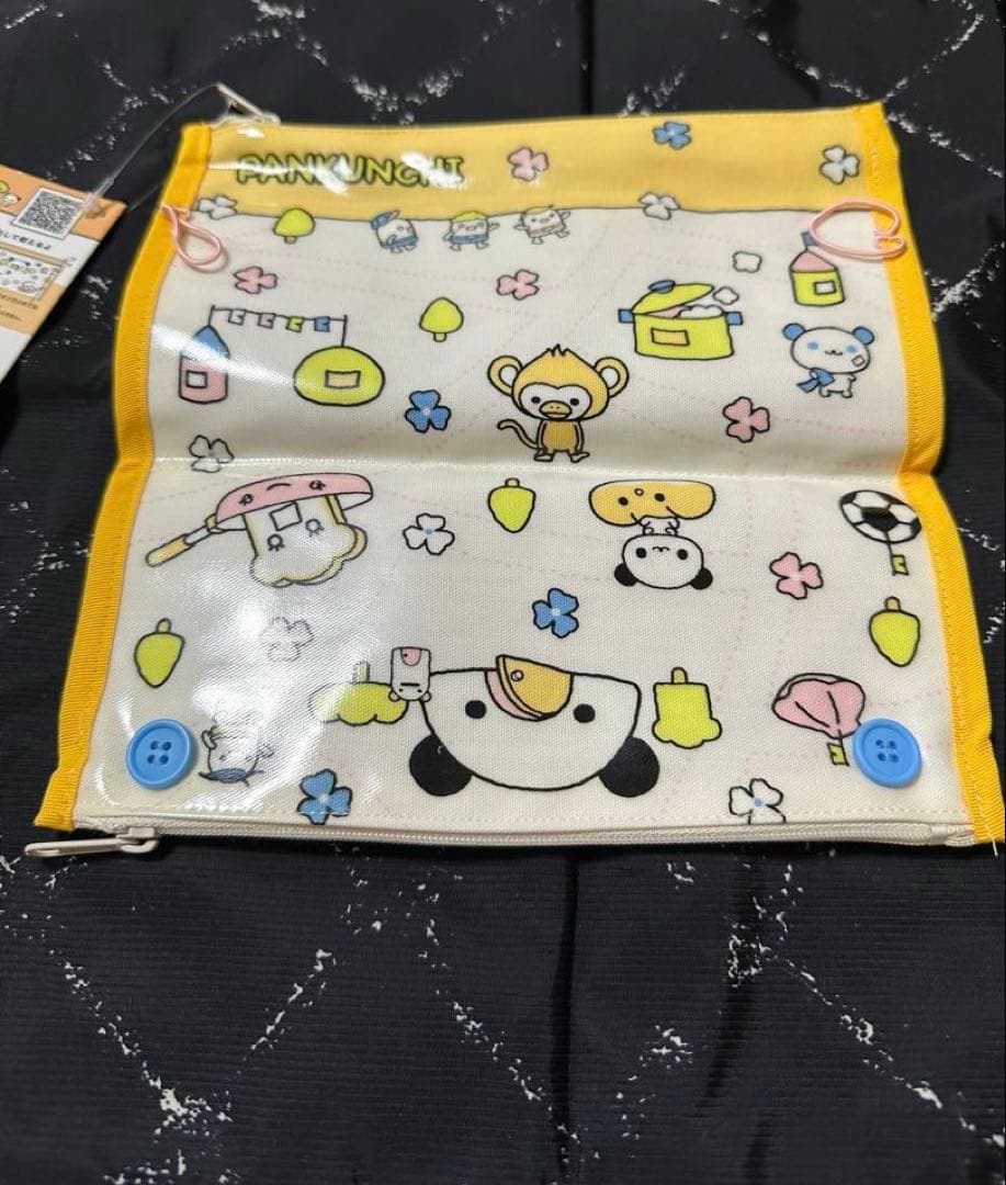 ぱんくんち ペンケース