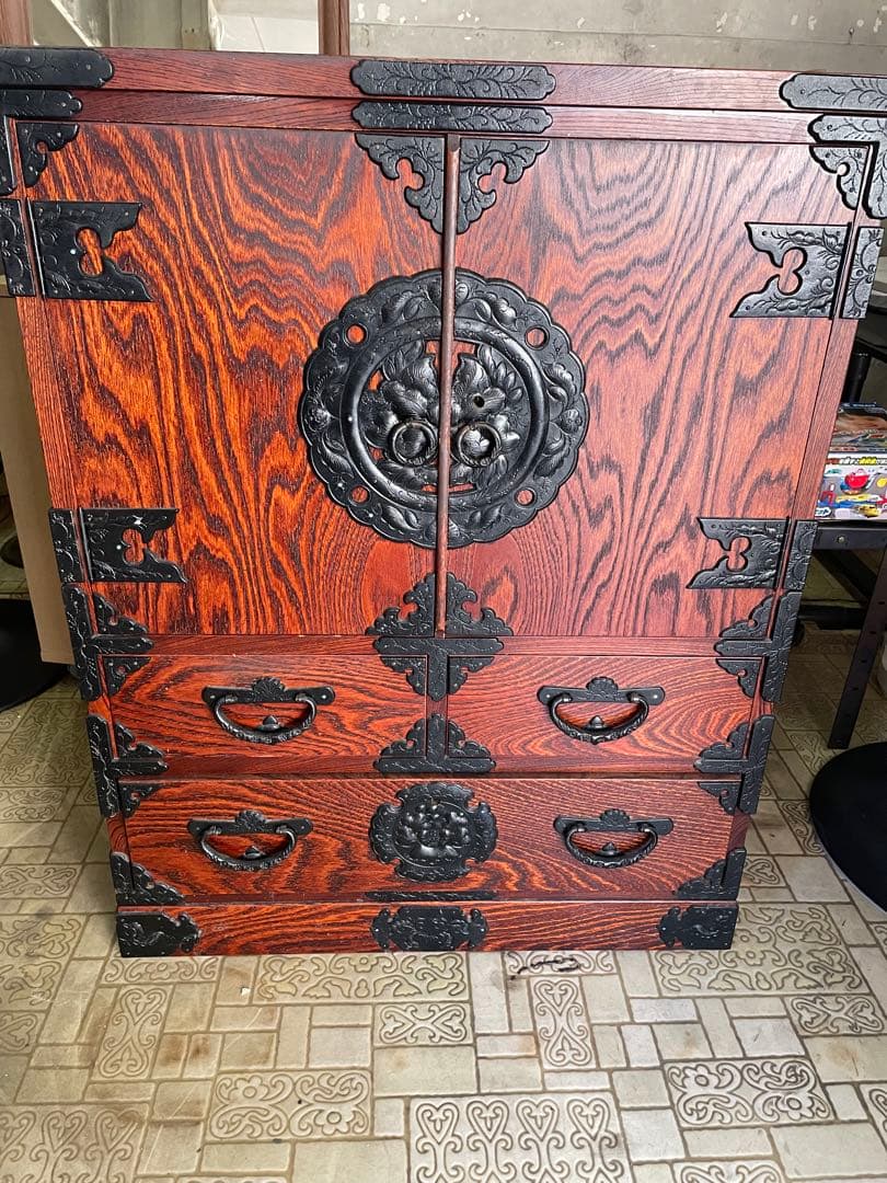 宮城県　岩谷堂箪笥