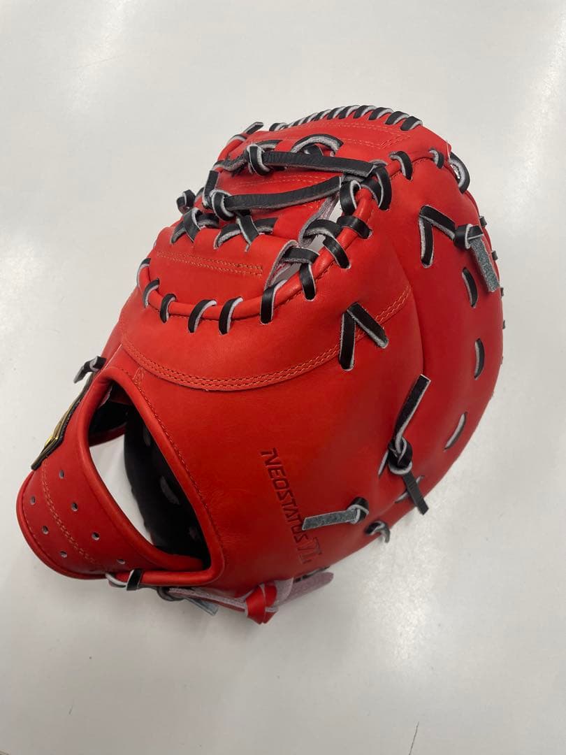 k*u様 新品 ゼット ネオステイタス 少年軟式用ファーストミット 左投用
