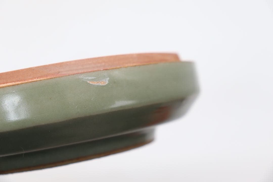 中国　青磁蓋物　青磁　送料込み0406