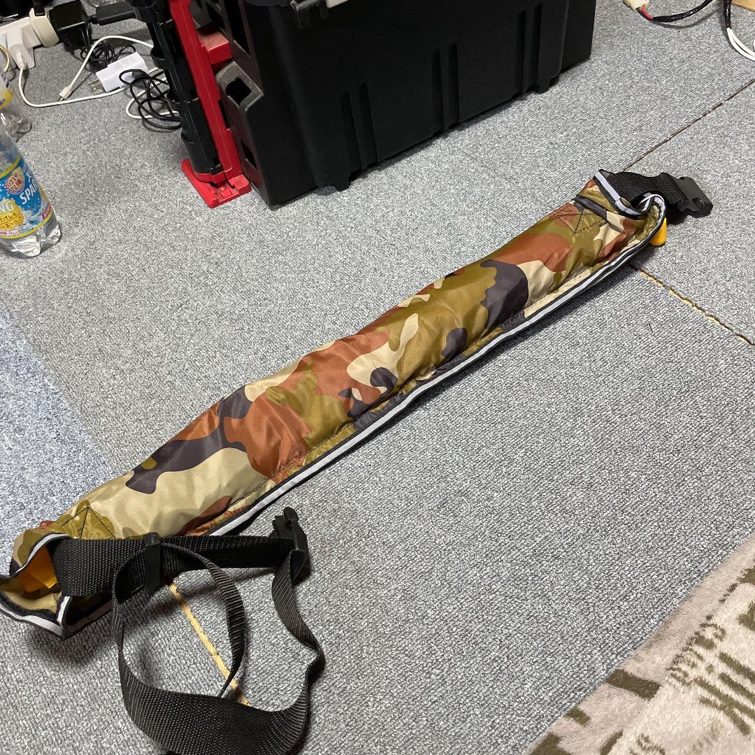 ウエスト型迷彩ライフジャケット