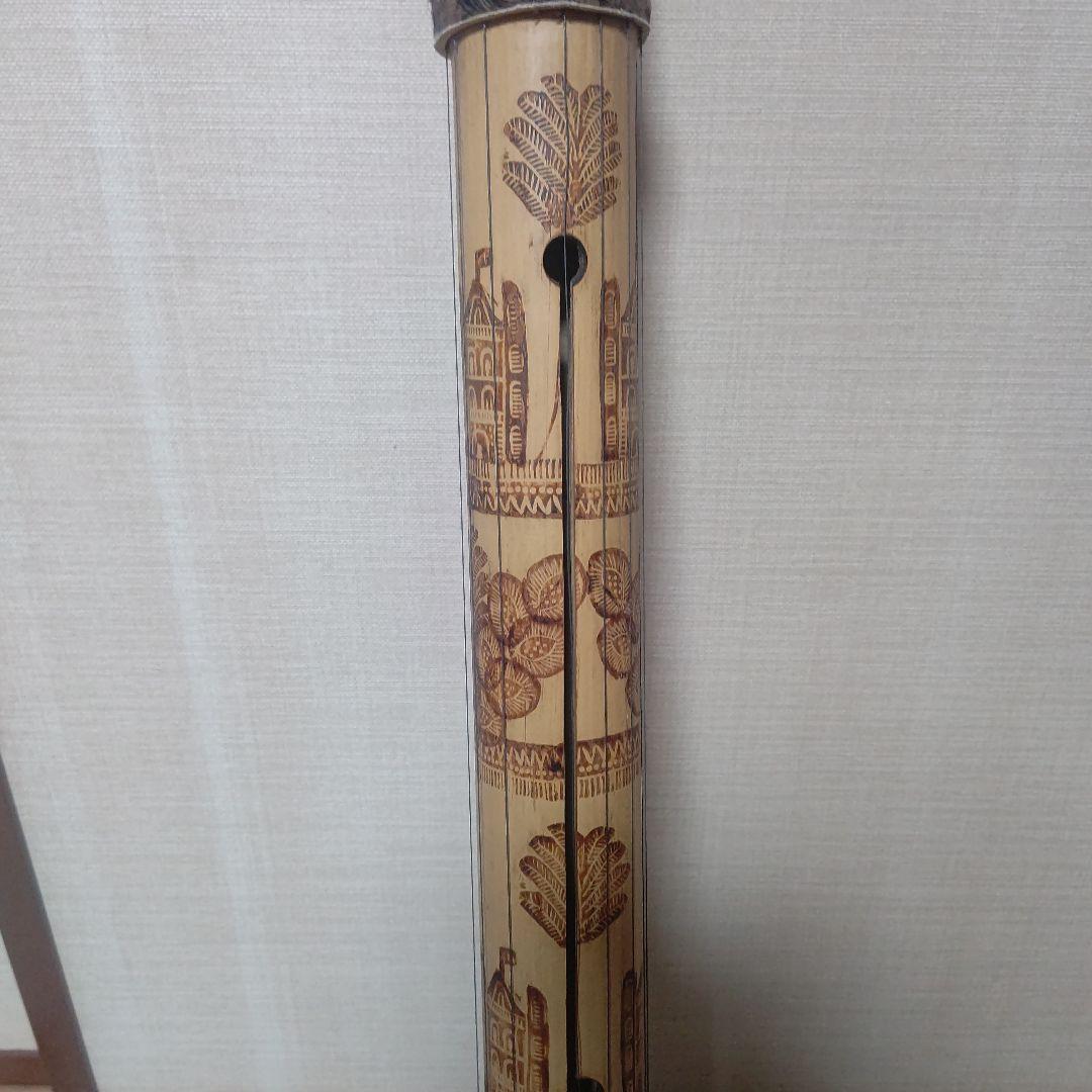竪琴ヴァリハ 民族楽器 弦1本切れています