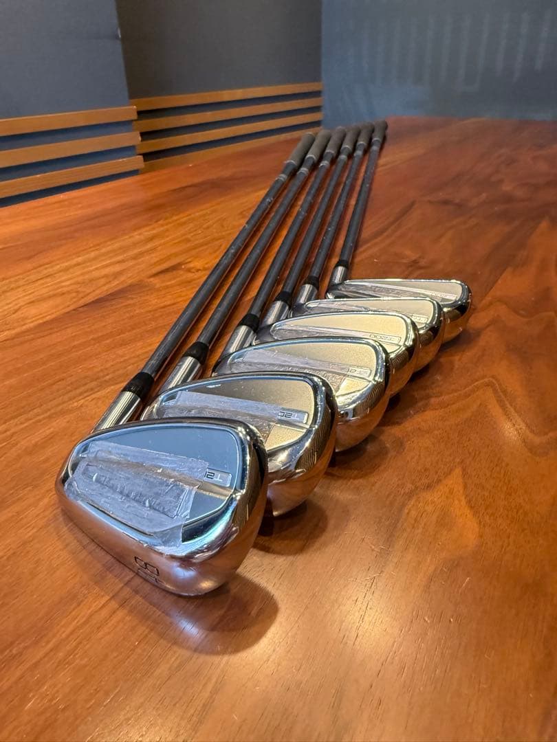 タイトリストT200 7本（4U.6-P.48度）