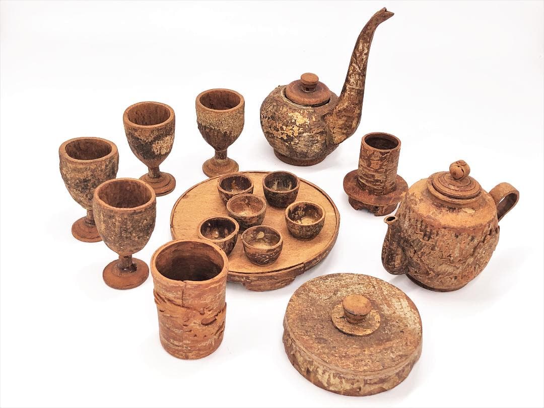 【 シナモン木彫茶器 】 １８世紀セイロン　オランダ商船　伝世収蔵品