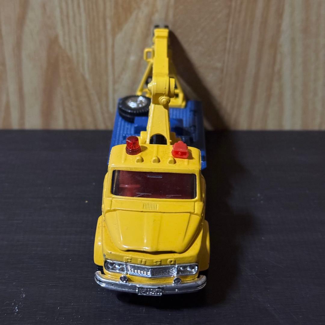 トミカ ダンディ三菱ふそう レッカークレーン