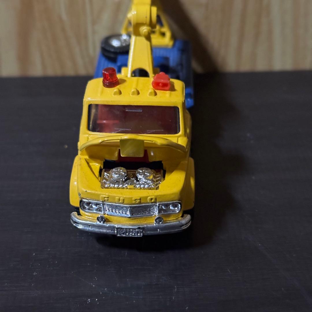 トミカ ダンディ三菱ふそう レッカークレーン