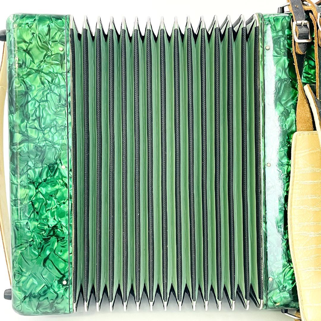 【希少カラー】YAMAHA A-32B ヤマハ アコーディオン グリーン