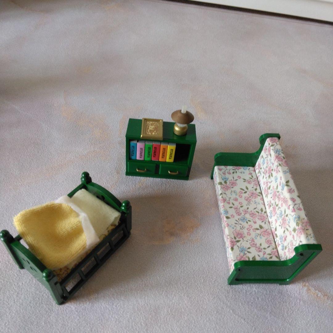 シルバニアファミリー(家具・ウサギファミリー付)