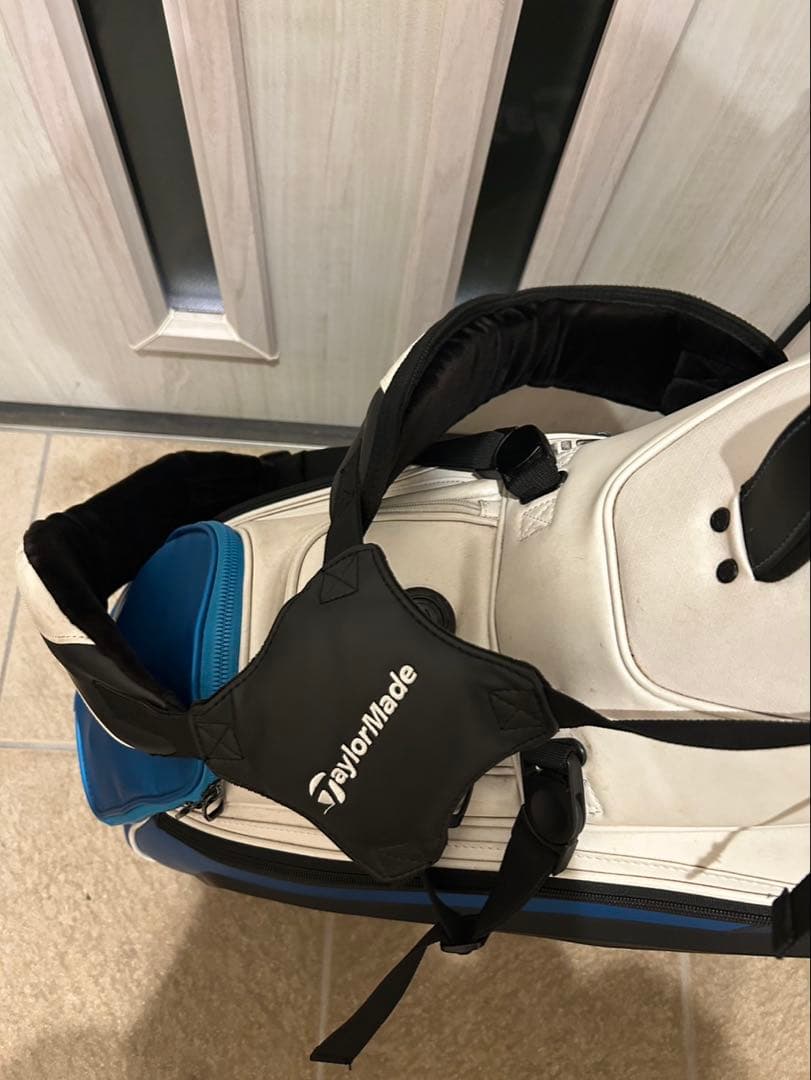 TaylorMade SIM2 キャディバッグ 自立式
