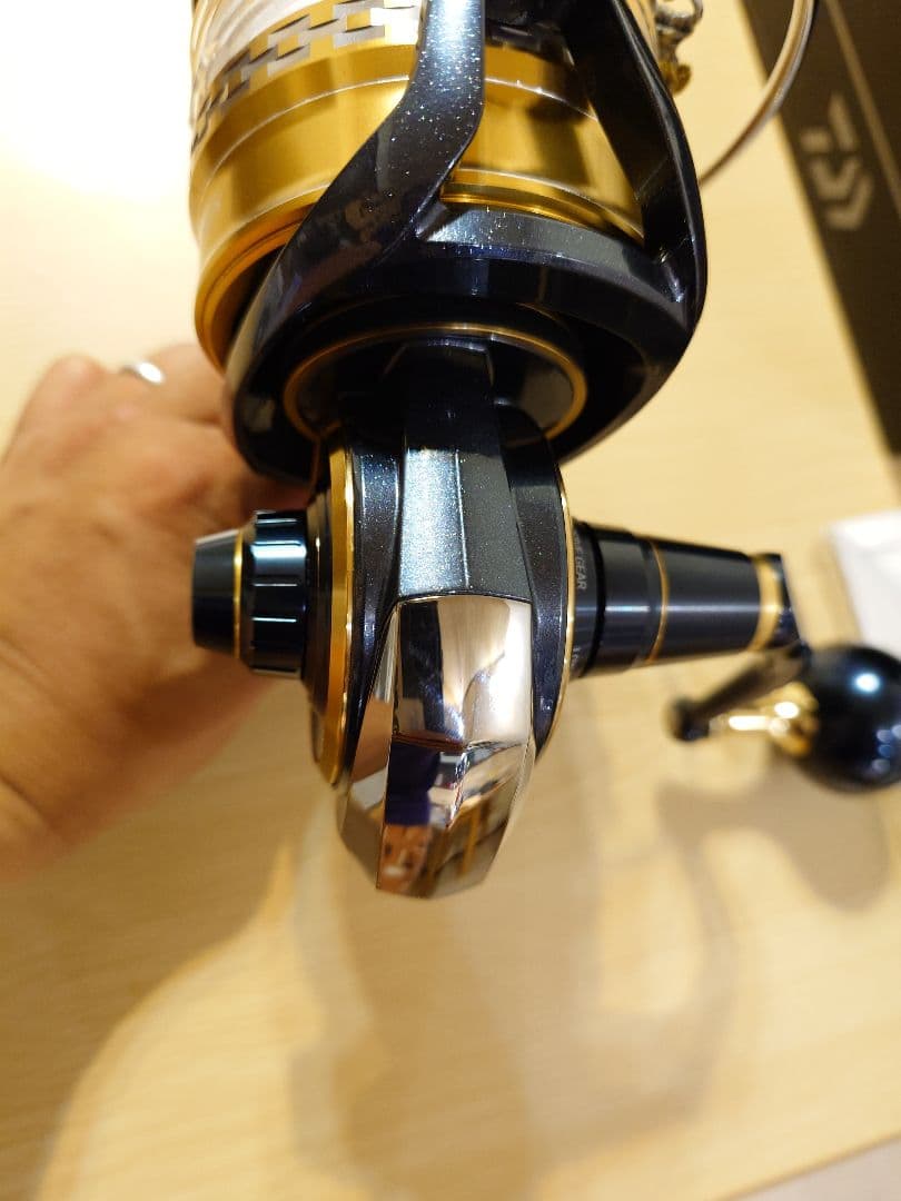 【美品】DAIWA 20SALTIGA 18000-P 23000スプール