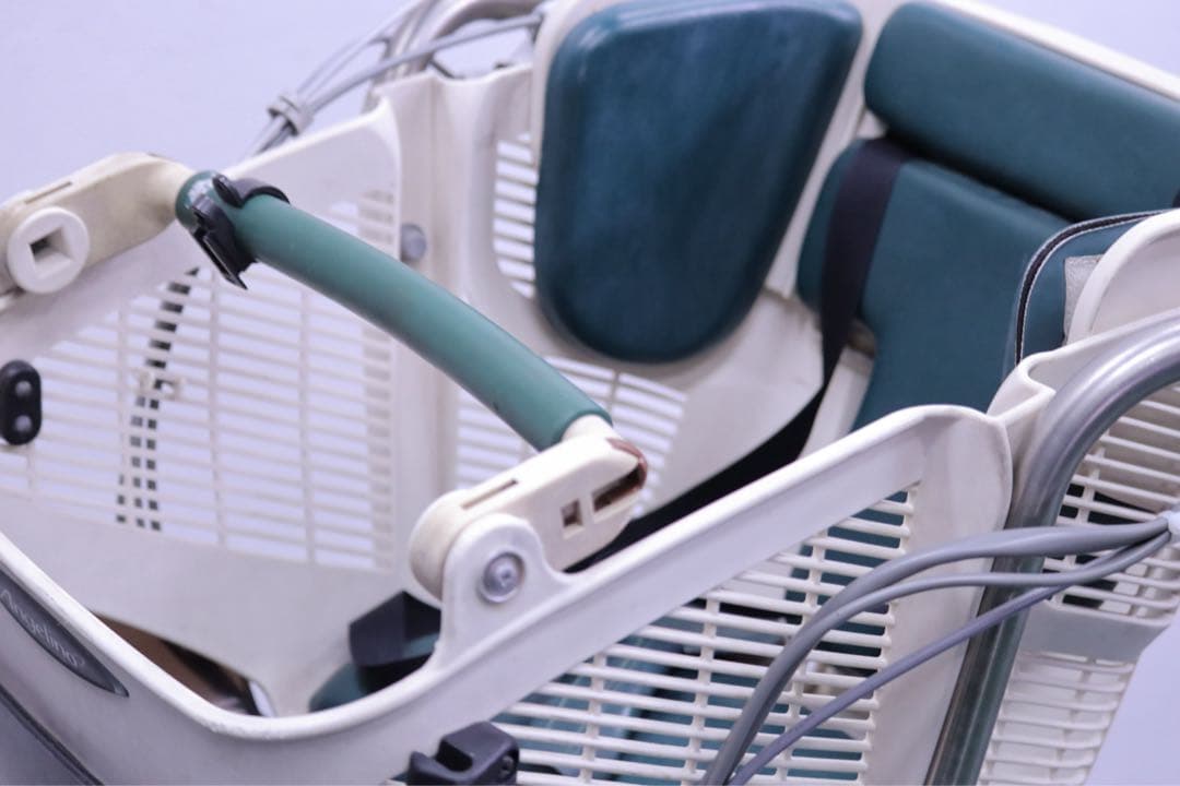 電動アシスト自転車　★ 8.1AH ★ １ヶ月保証★完成車