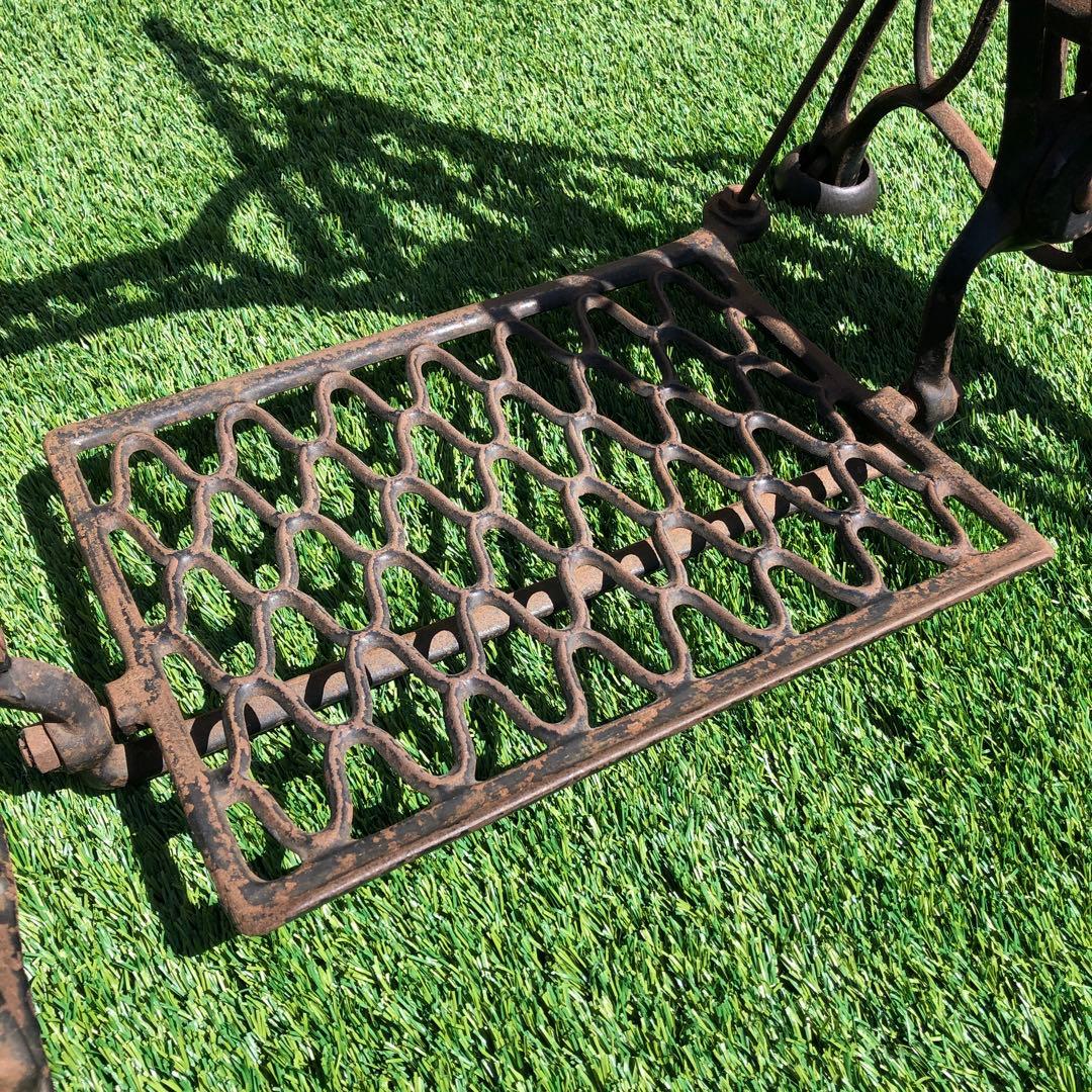 希少 網目脚 SINGER シンガー 足踏み ミシン