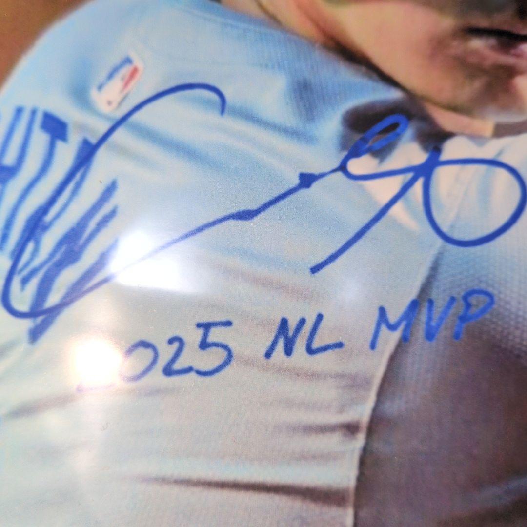 大谷翔平　直筆サイン入り　ドジャース専属カメラマン　撮影　1品物