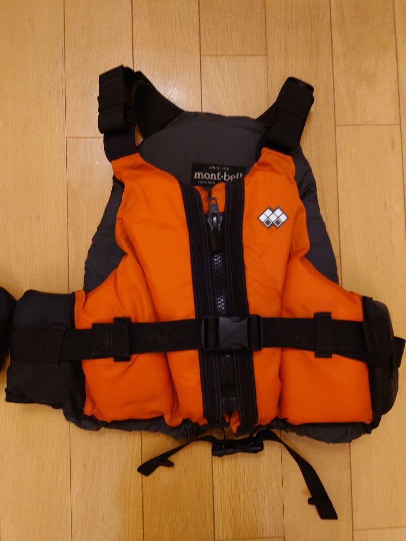 mont-bell ライフジャケット２着 　モンベル