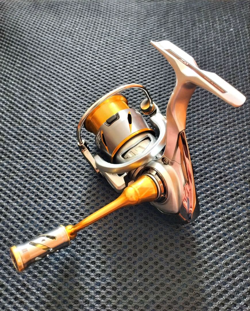 ダイワ 21フリームス FC LT2000S 新品未使用