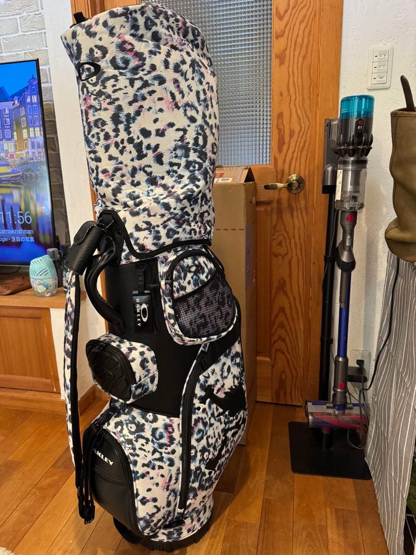 オークリー　9.5型　OAKLEY キャディバッグ　スカル